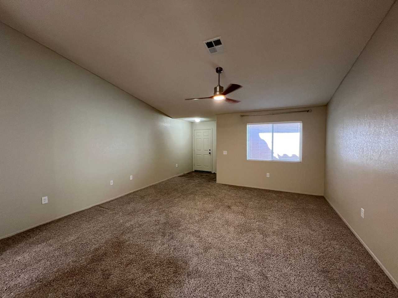 3063 S Todd Ave - Photo 5 of 23