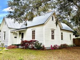 featured image of 430 S 7th St