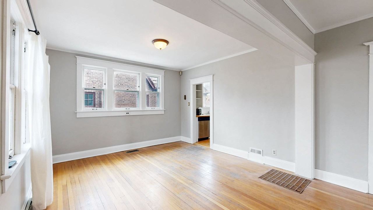 712 Harrison St - Photo 6 of 34