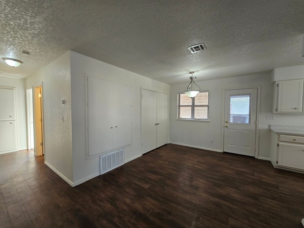 807 N Beard Ave - Photo 6 of 33