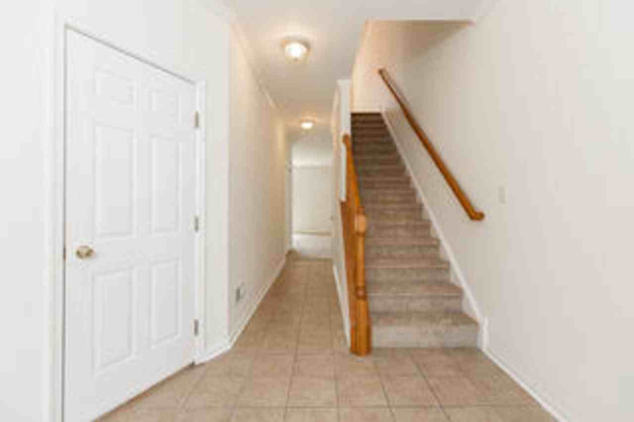 113 Pumpkin Patch Ln - Photo 2 of 30