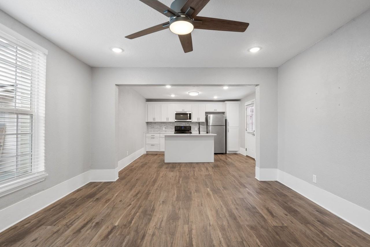 103 May Ave - Photo 2 of 40