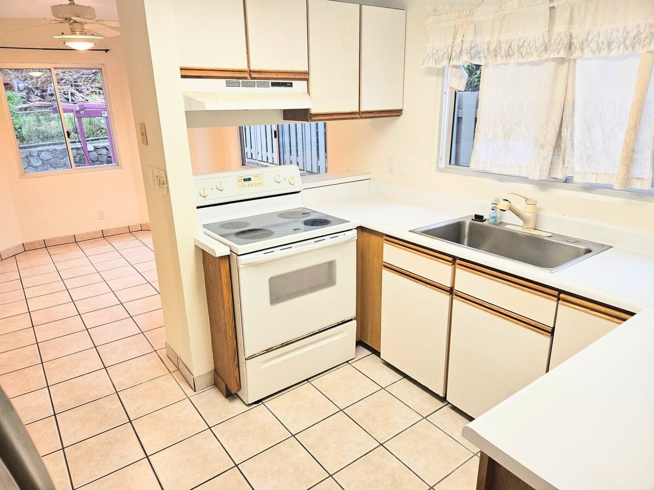 386 Kupaua Pl - Photo 7 of 16