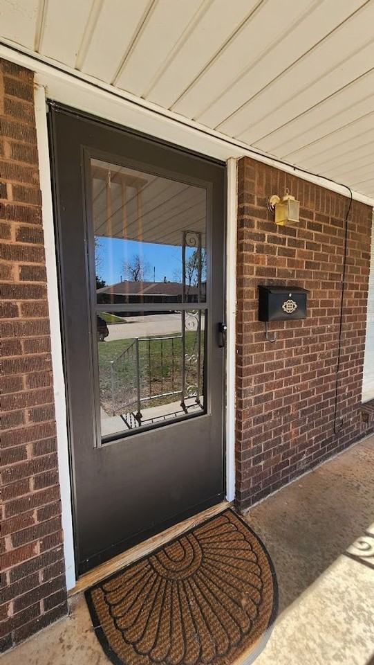 209 W Coe Dr - Photo 4 of 38