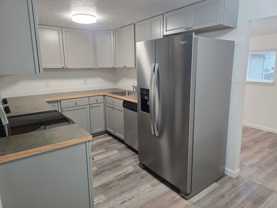 2180 Roosevelt Blvd - Photo 1 of 1