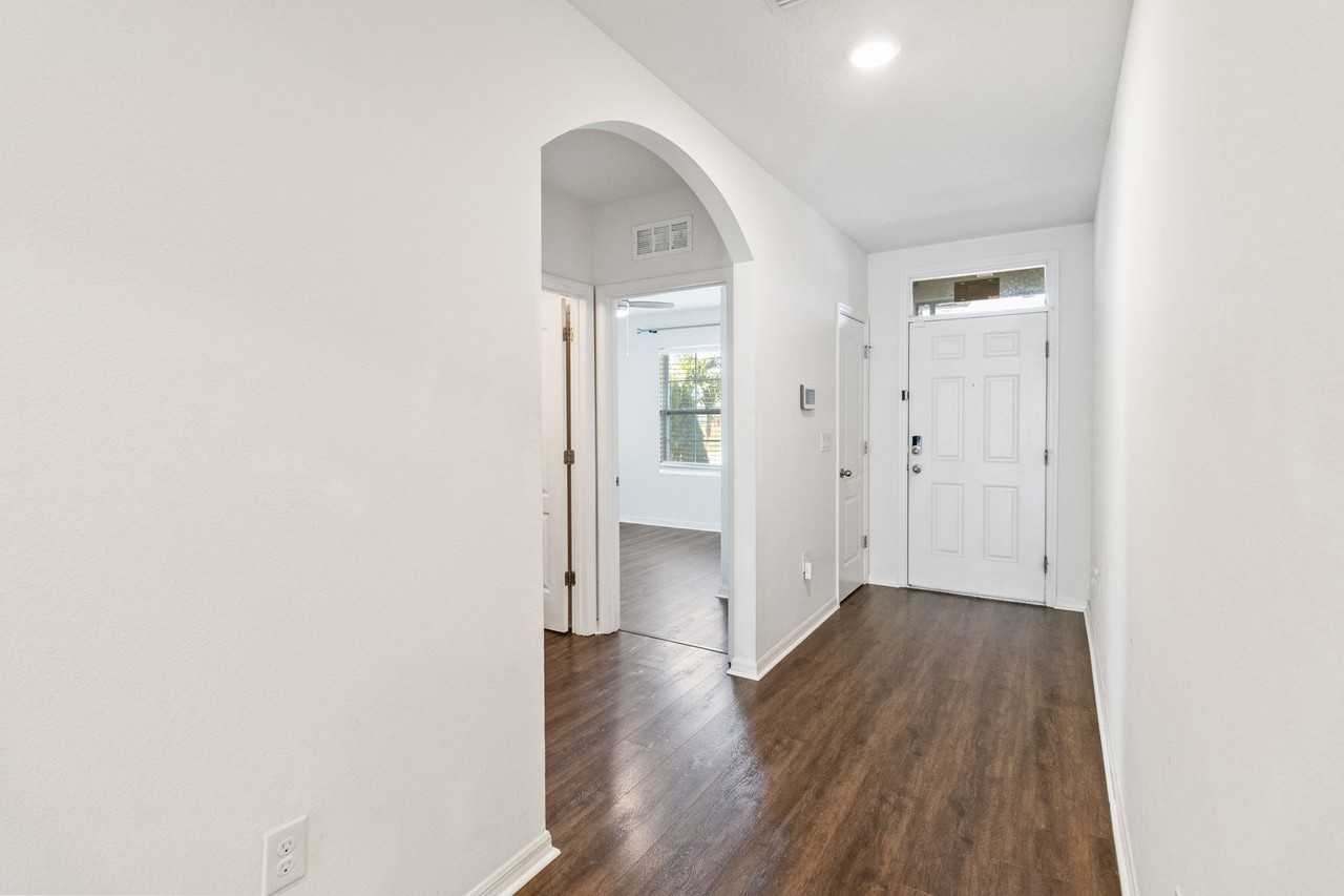 1803 Rain Lily Pl - Photo 4 of 48