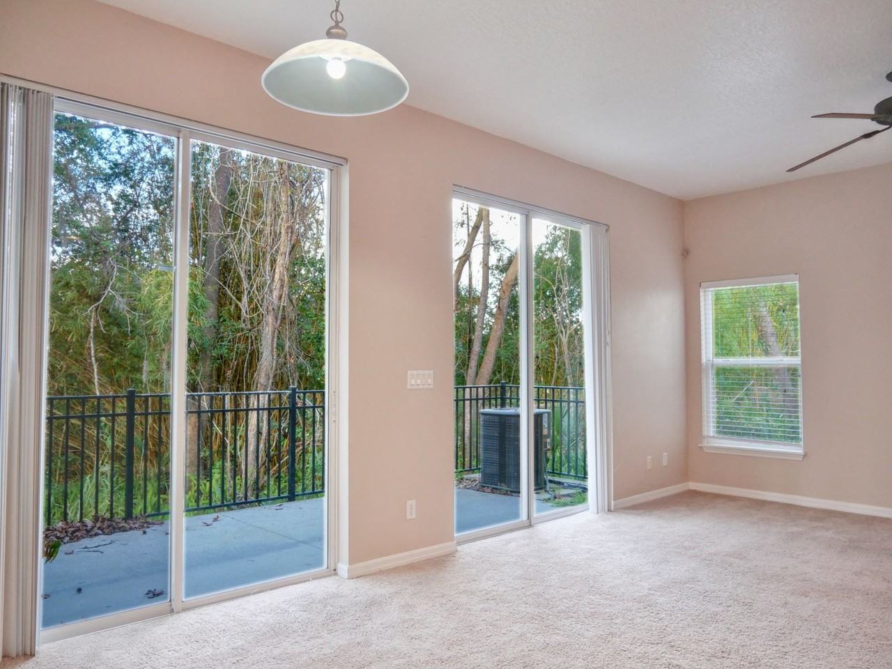 590 Pinebranch Cir - Photo 3 of 23