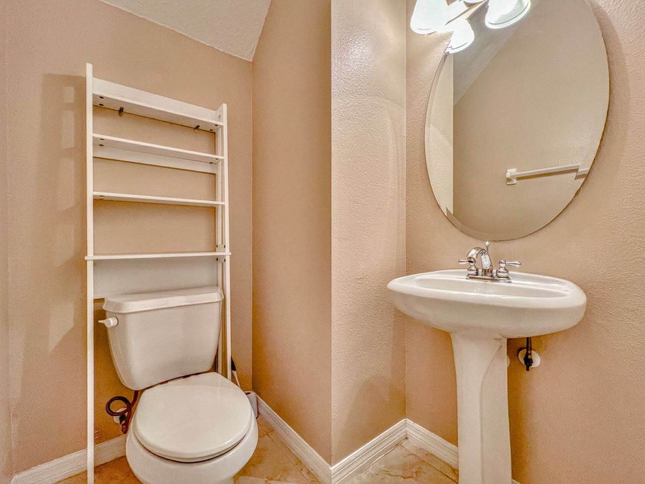 590 Pinebranch Cir - Photo 6 of 23