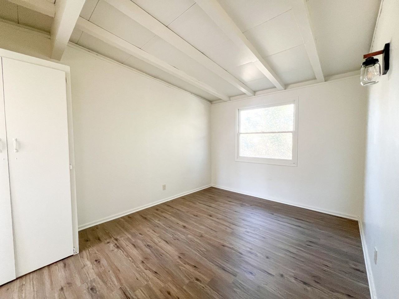 6067 Abronia Ave - Photo 7 of 12