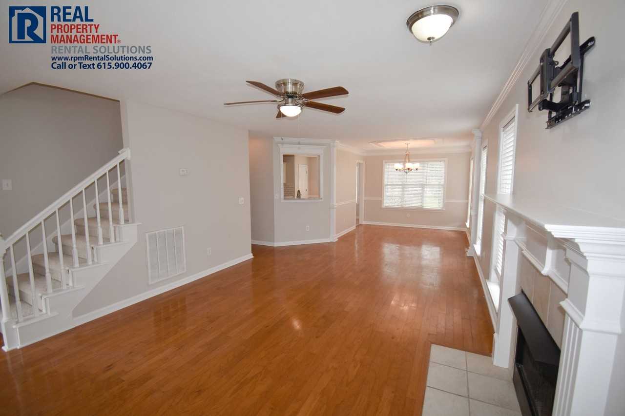 2410 Alexander Blvd - Photo 3 of 24