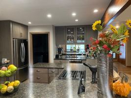 featured image of 6245 Summit Ct