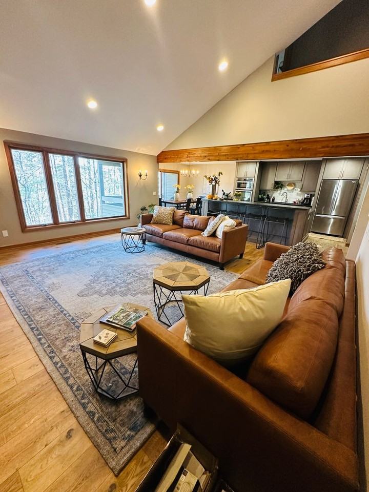 6245 Summit Ct - Photo 6 of 27