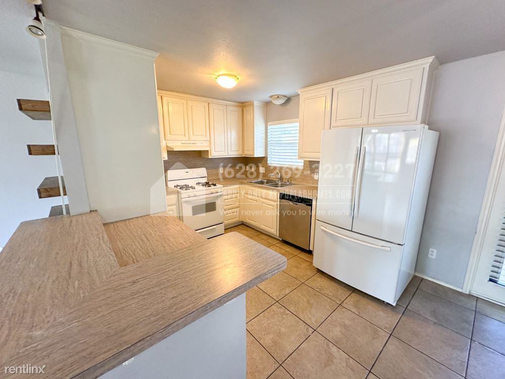 1605 Catherine Ct - Photo 2 of 27