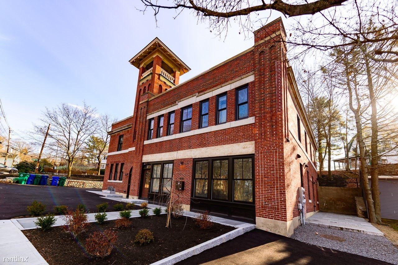 2044 Beacon St. - Photo 2 of 8