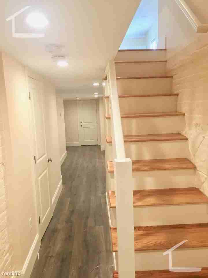 37 Pratt St #1 - Photo 3 of 11