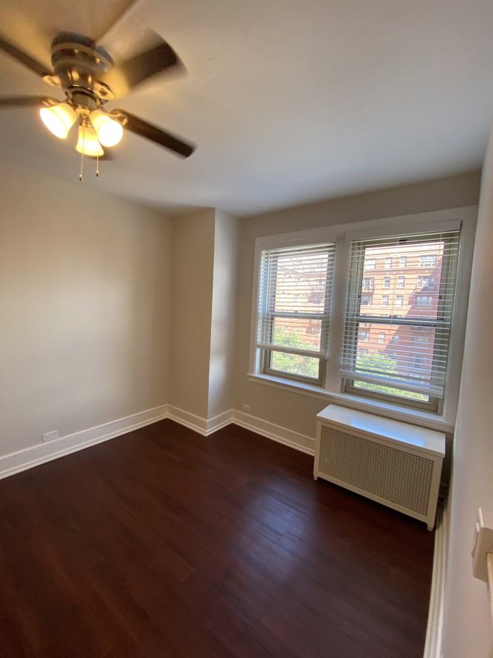 1369 E Hyde Park Blvd #210