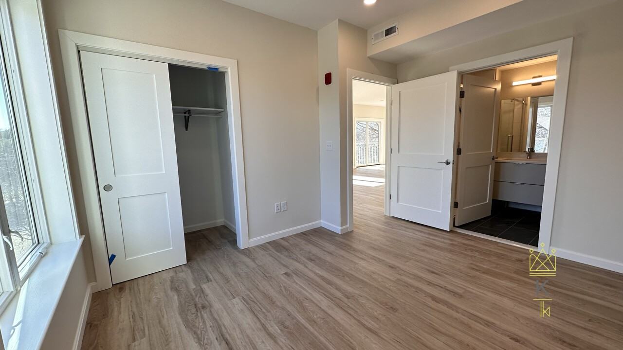 458 Washington St #207 - Photo 6 of 14