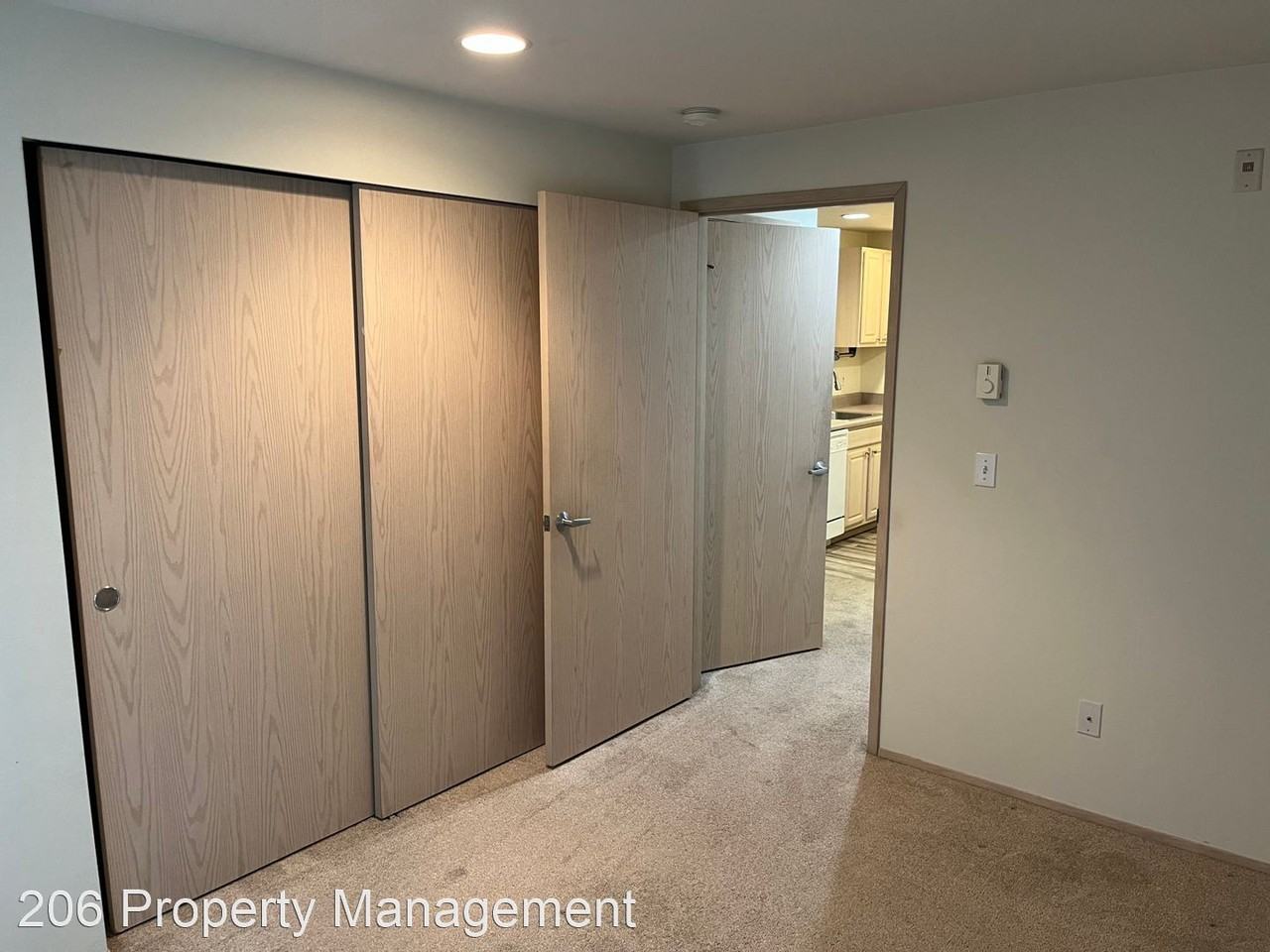 Soundview Apartments - Photo 2 of 12