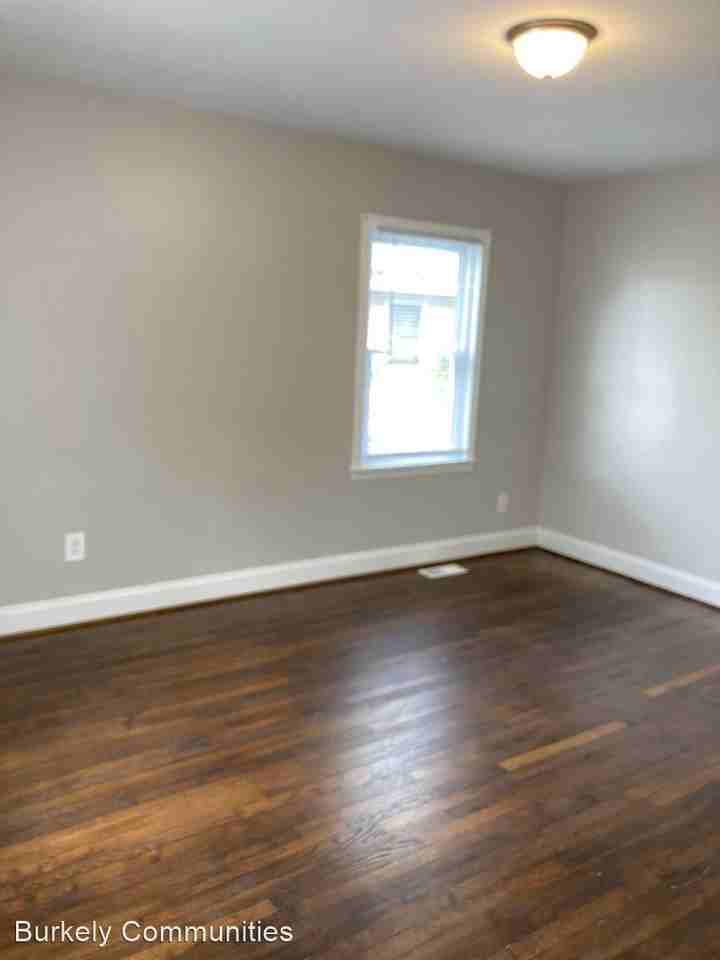 311 Lowdermilk St - Photo 3 of 4