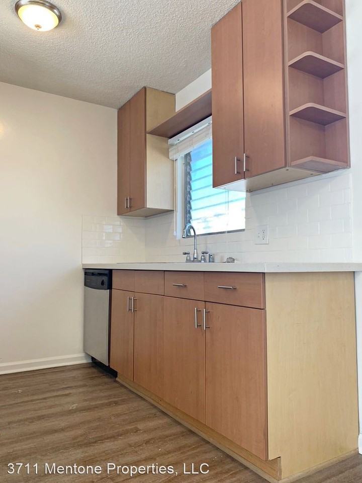 3711 Mentone Ave - Photo 3 of 18