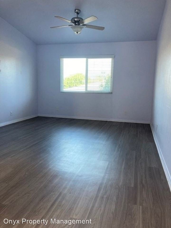 224 S. Ditmar St - Photo 2 of 9