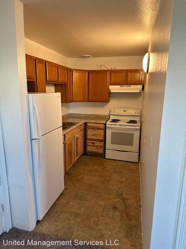 12014 E 14th Ave - Photo 2 of 12