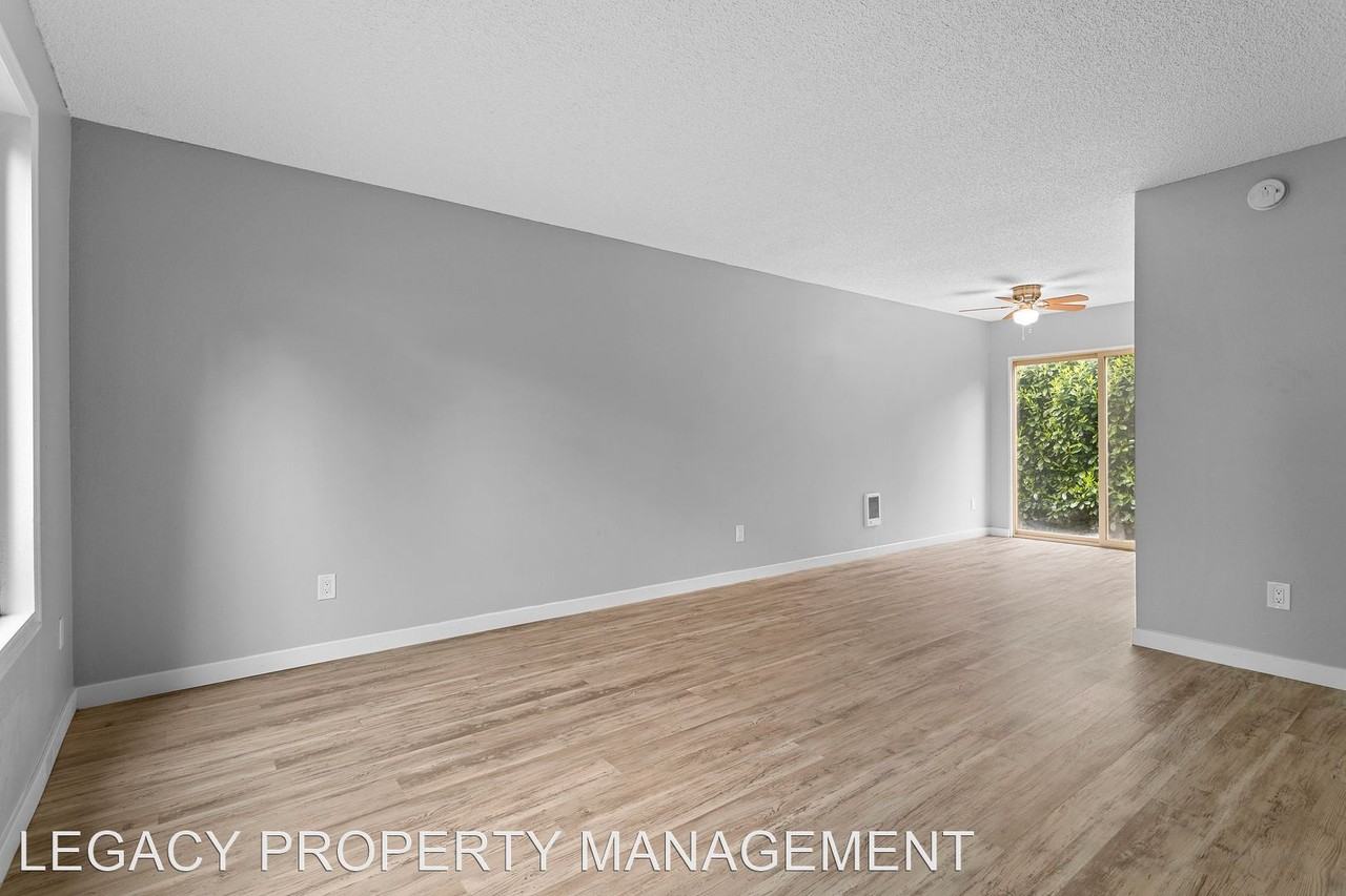 3025 SE Maple St. - Photo 2 of 19