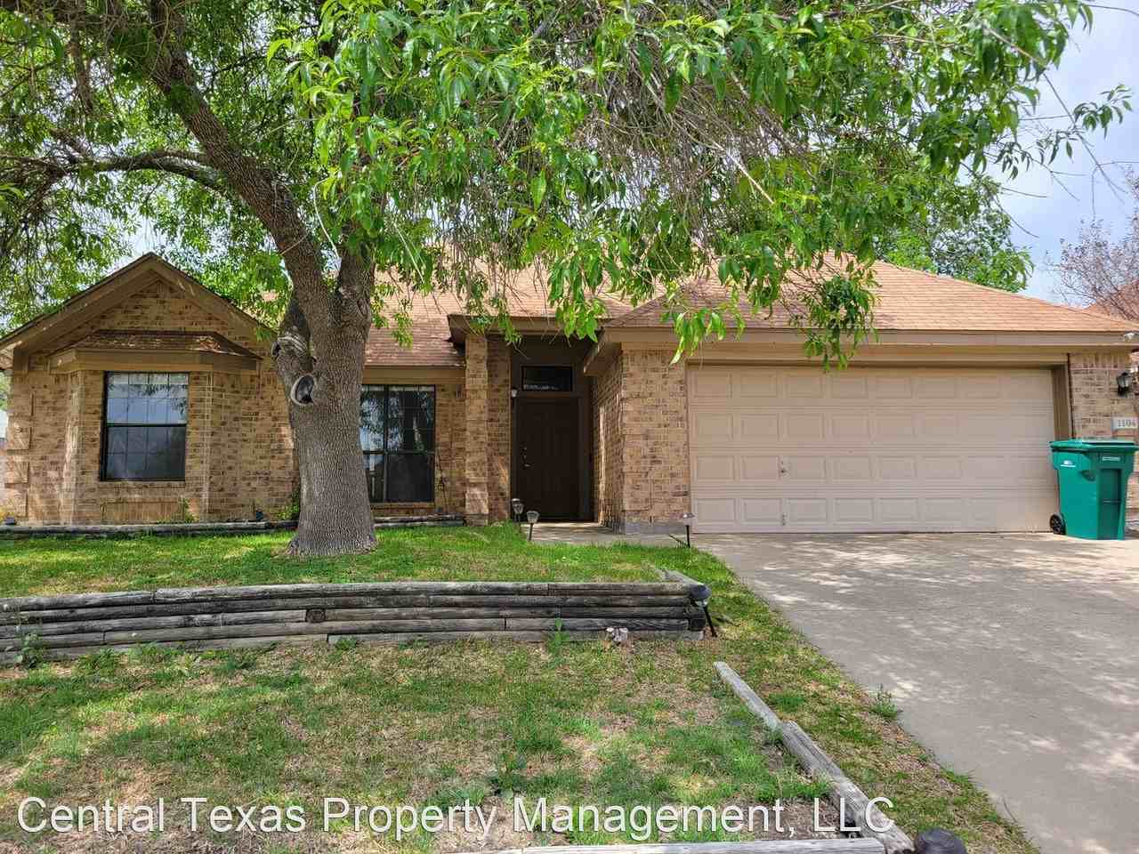 1104 Lambrusco Dr - Photo 2 of 34