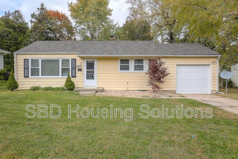 9720 E 35th St S - Photo 2 of 7