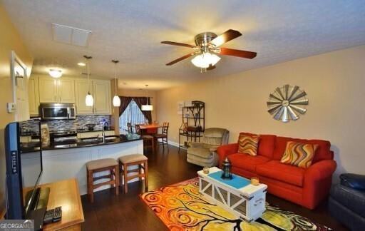 2880 Florence Dr - Photo 2 of 9