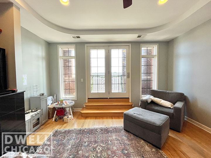 2734 N Wolcott Ave #203 - Photo 3 of 29