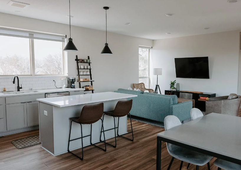 1110 Raymond Ave #2 - Photo 5 of 23