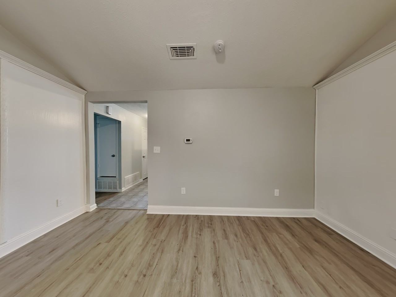 3207 Daniel Dr - Photo 3 of 26