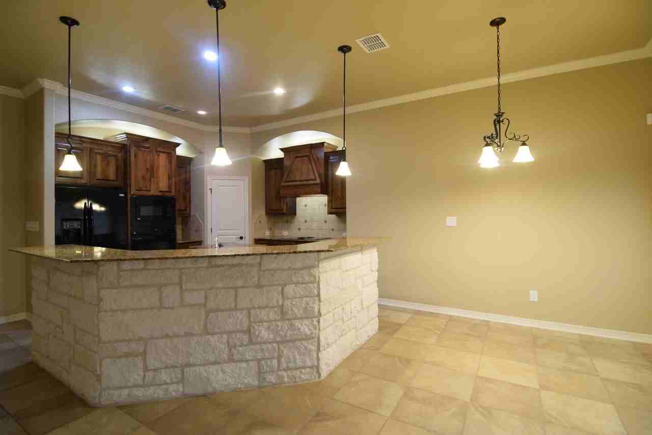 2010 Red Fox Dr - Photo 6 of 23