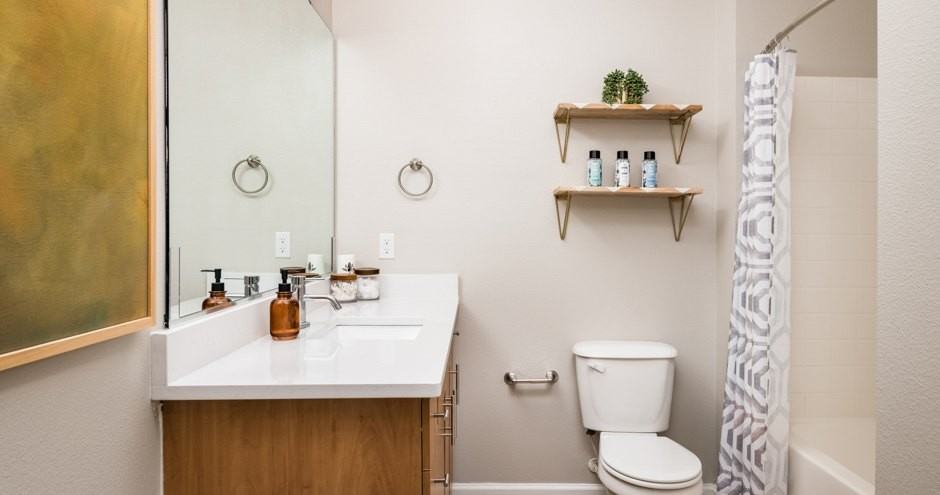 The Verandas at Lake Norman Apartments - Photo 6 of 32