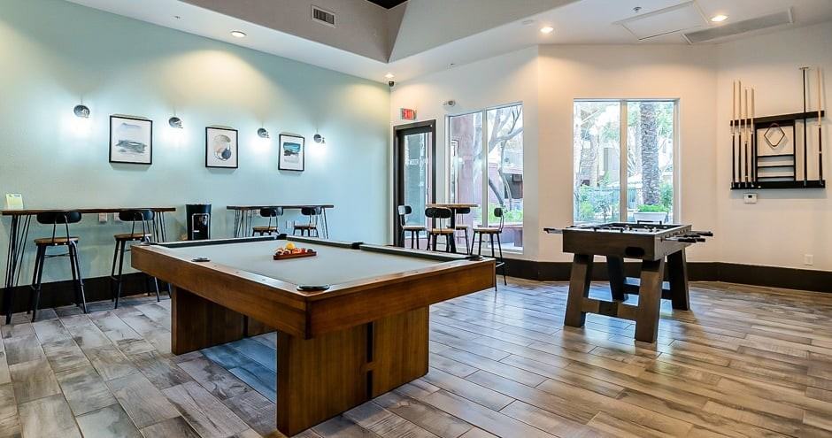 Estates on Maryland Apartments - Photo 5 of 49