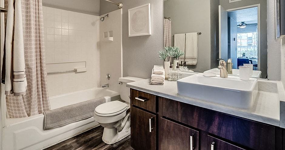 Bella Solara Apartment Homes - Photo 7 of 46