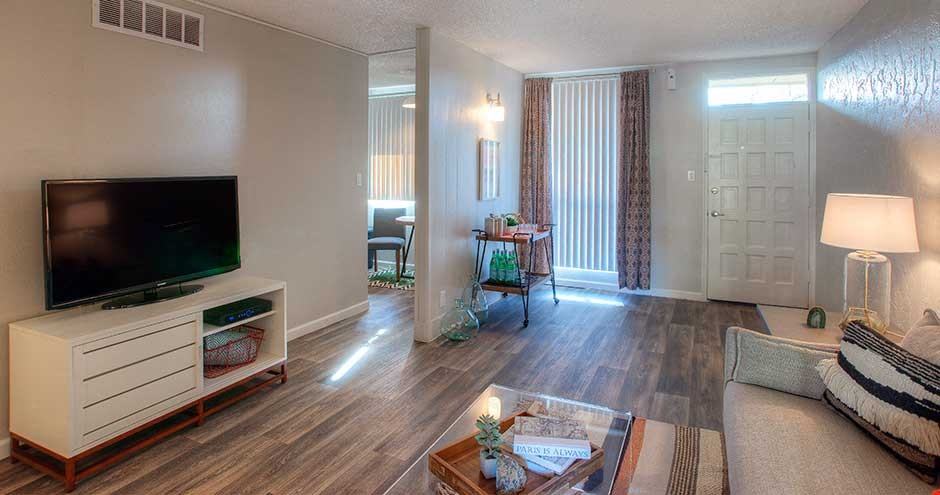 The Venue on Camelback Apartments - Photo 7 of 30