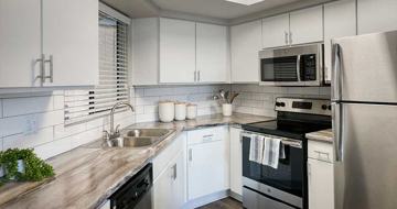 featured image of 7810 N 14th Pl