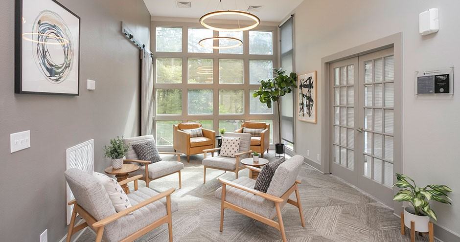 Arbors of Brentwood Apartment Homes - Photo 7 of 50