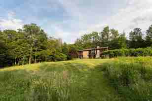 36 Happy Vly Rd  