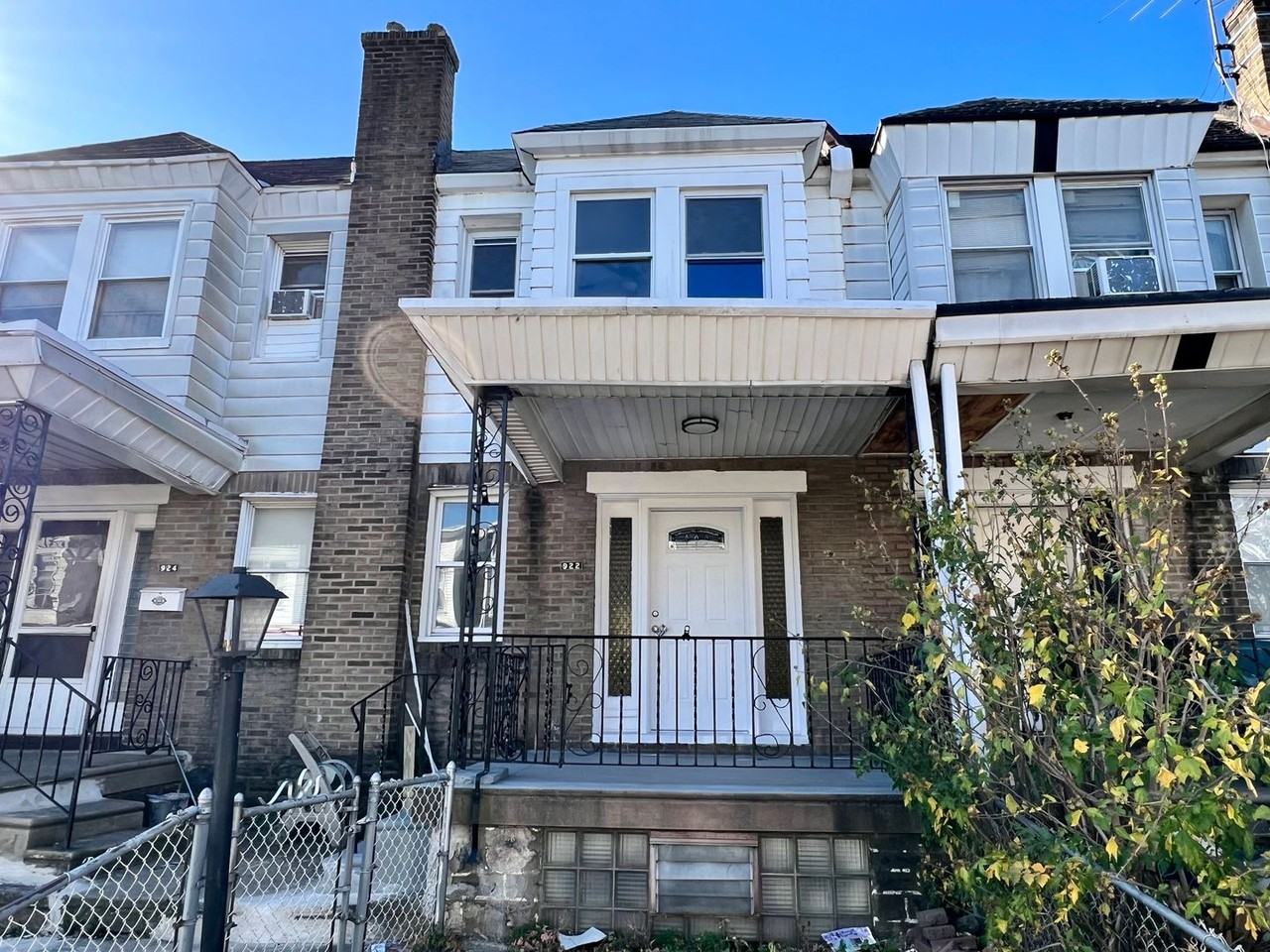 922 Granite St - Photo 3 of 17
