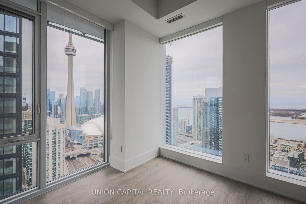 470 Front Street West #3612