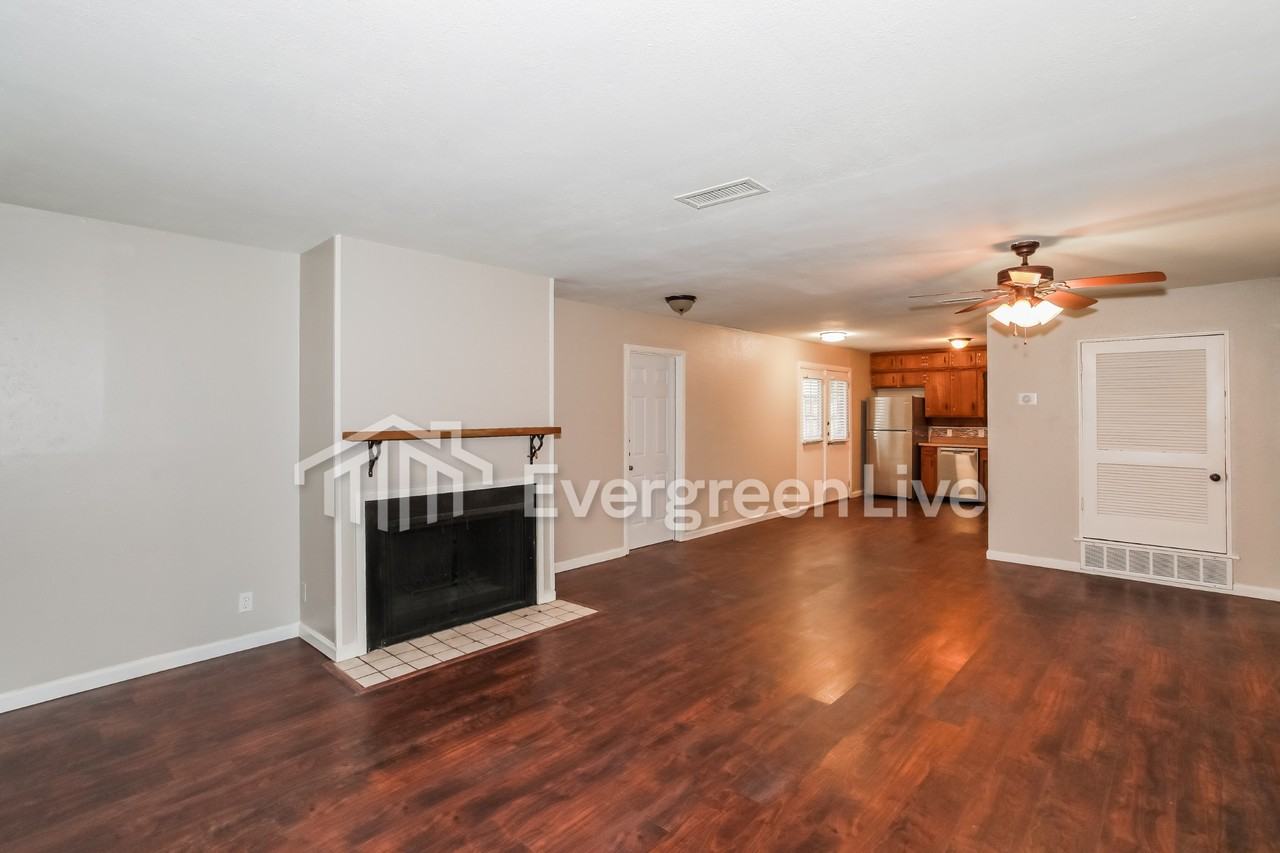 311 Franklin Dr - Photo 5 of 19