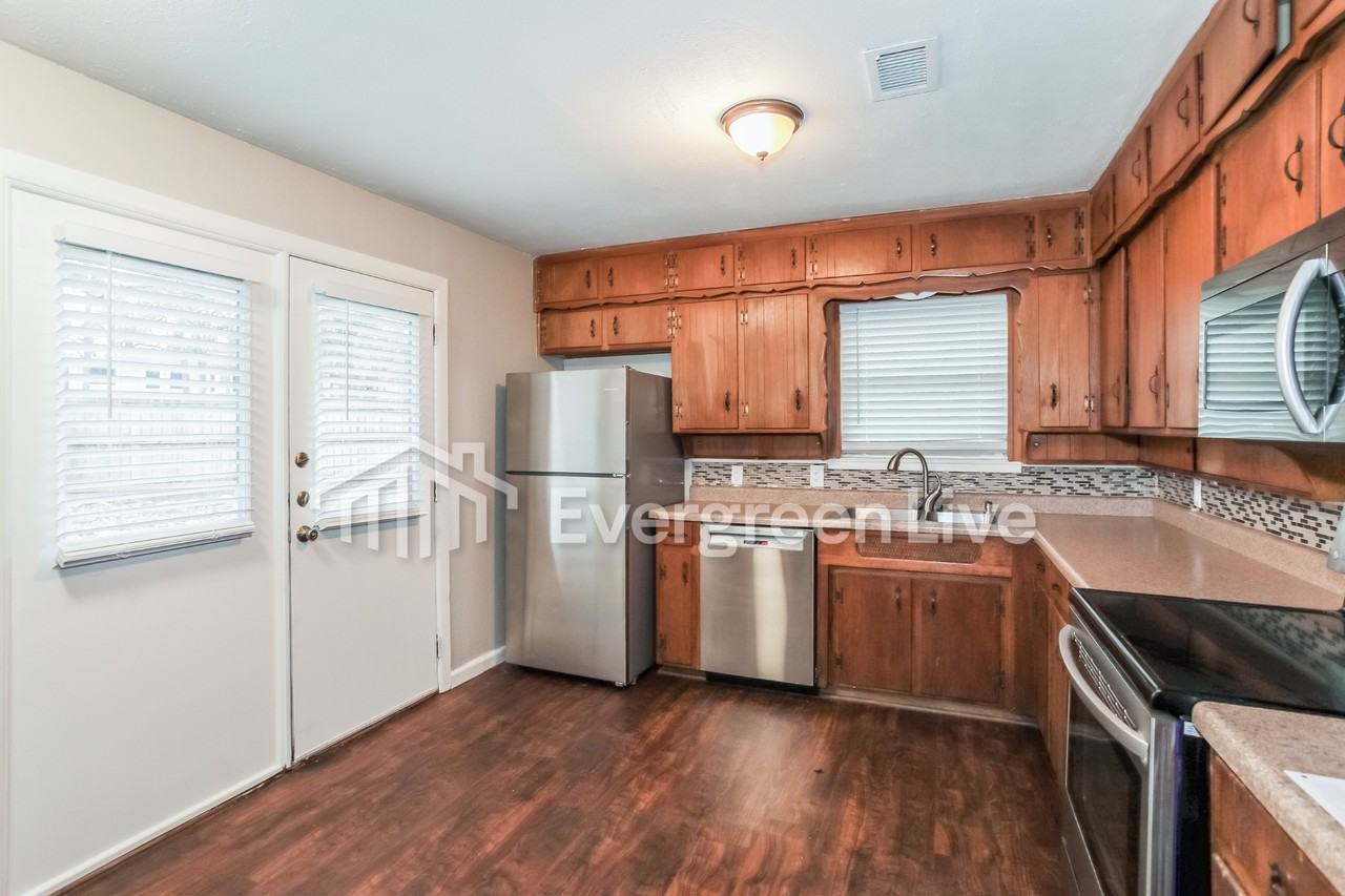 311 Franklin Dr - Photo 7 of 19