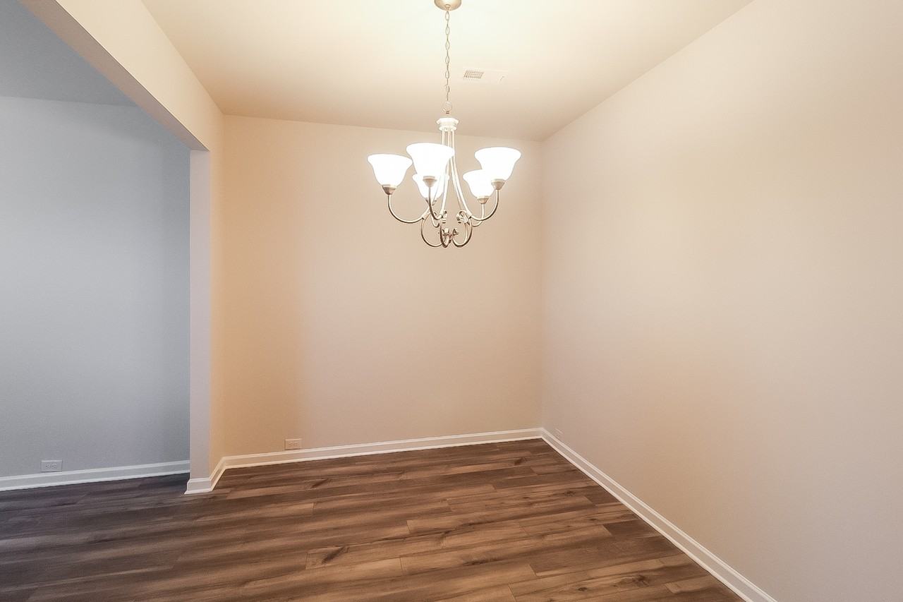 2857 Saratoga Lake View - Photo 5 of 15