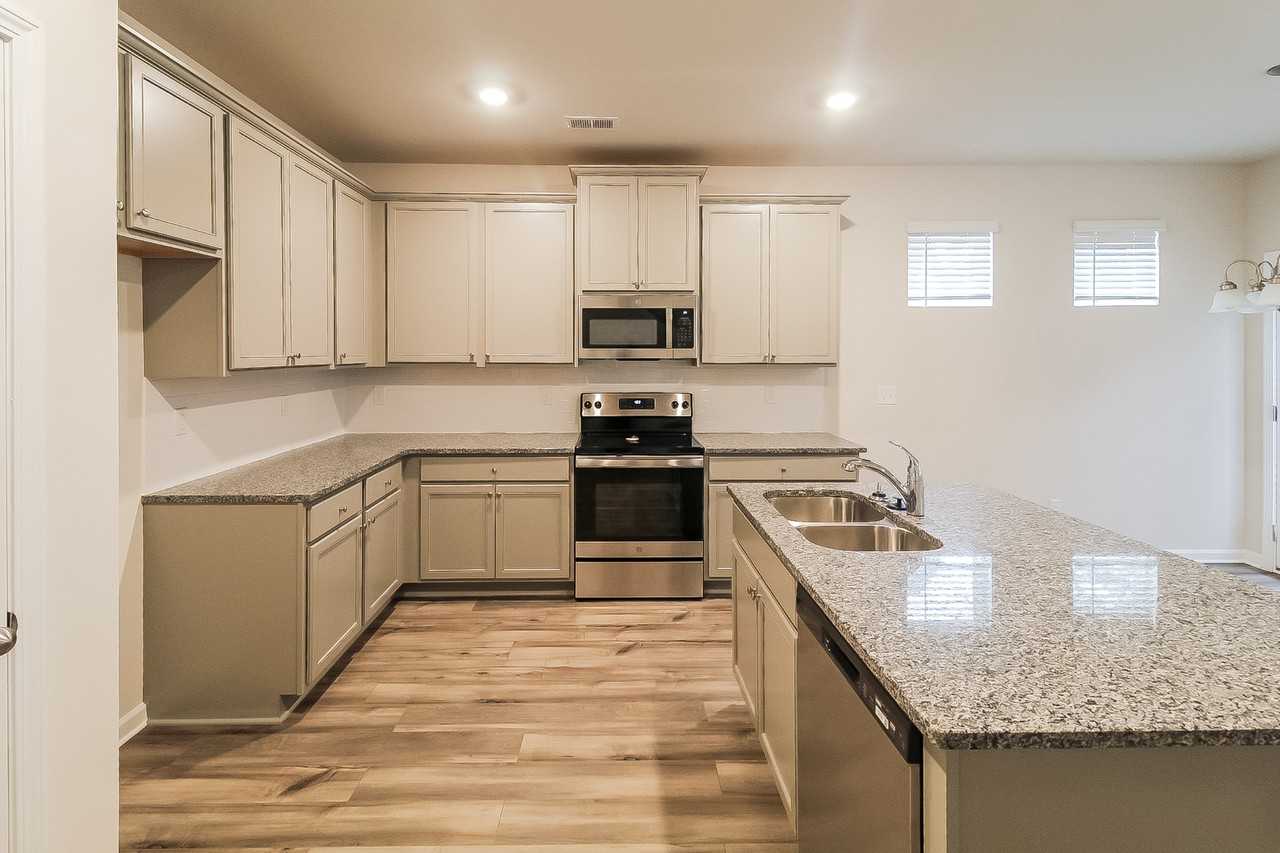 2857 Saratoga Lake View - Photo 6 of 15