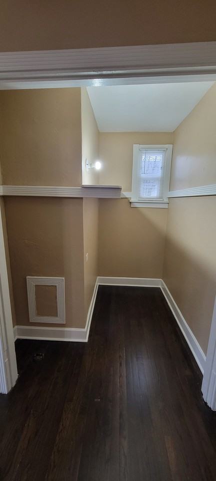 The Abigail - Photo 2 of 11