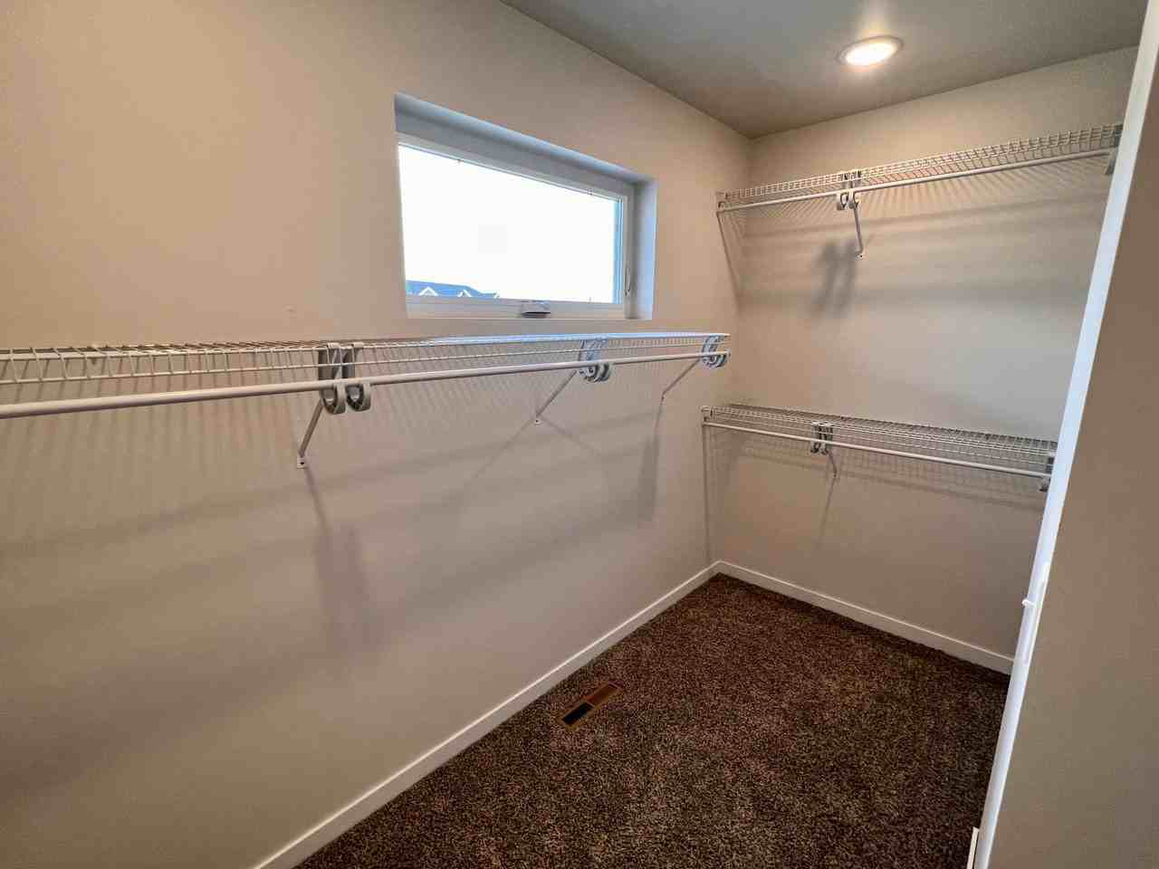 Thames Crossing - Photo 4 of 16