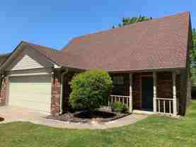 415 Valley Dr - Photo 1 of 1